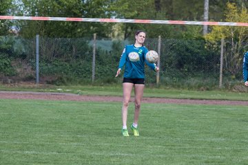 Bild 410 - Faustball Frauen Wiemersdorf